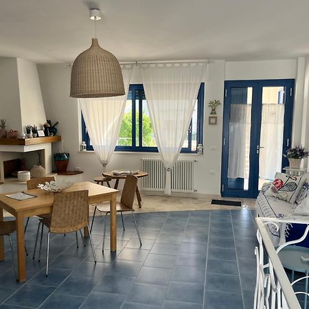 Casa Vacanze MARESOLE Mattinata Esterno foto